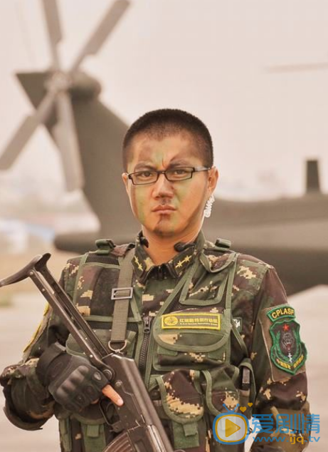 郎峰《我是特种兵之利刃出鞘》剧照 郎峰高清写真_郎峰高清剧照