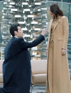 推手刘念向陈一凡求婚 为什么陈一凡不当面拒绝呢？