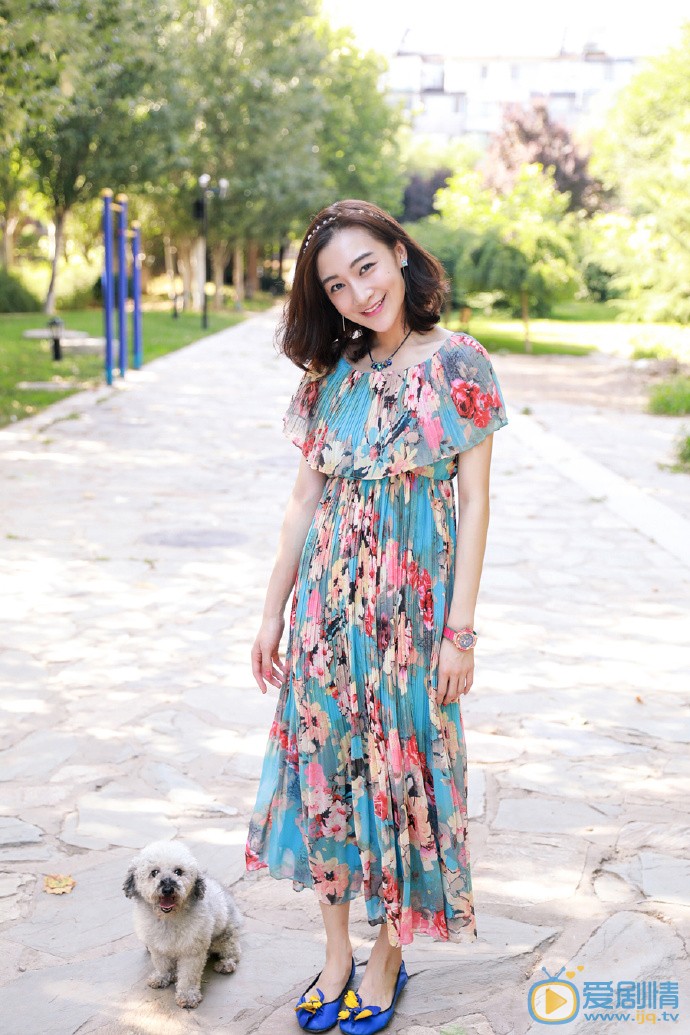 曲双双生活照图片 曲双双高清写真_曲双双高清剧照