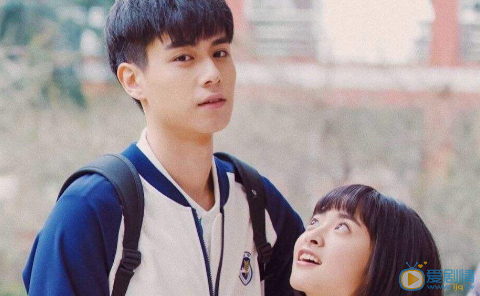 致我们暖暖的小时光和小美好你更喜欢哪部？顾未易和江辰你更喜欢谁？