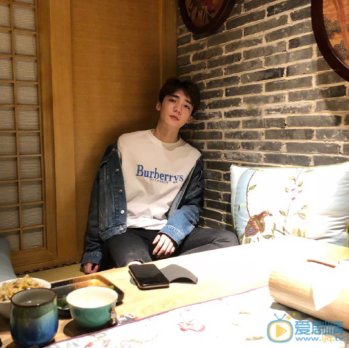 曹煜辰生活照图片 曹煜辰高清写真_曹煜辰高清剧照