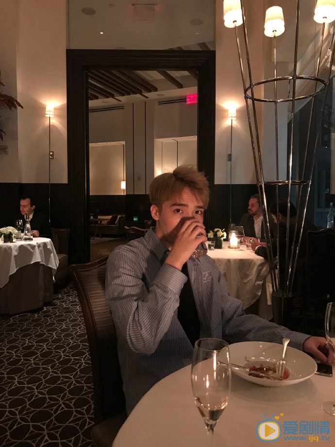 曹煜辰生活照图片 曹煜辰高清写真_曹煜辰高清剧照