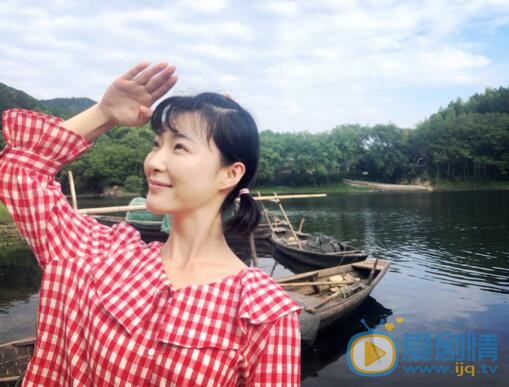 麦香云霞剧照 云霞麦香剧照