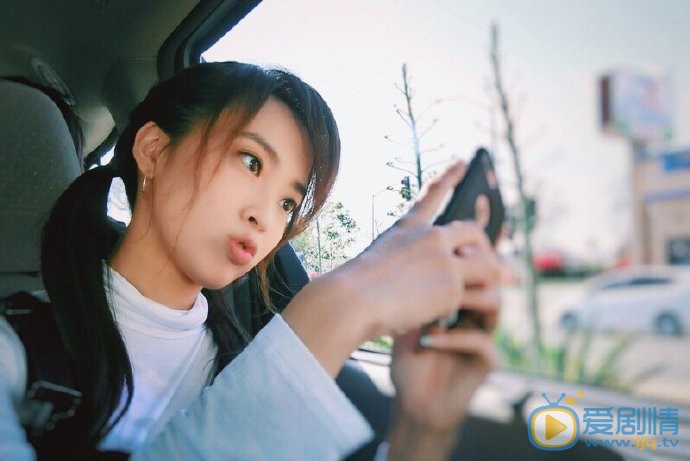 姬天语卖萌图片 姬天语高清写真_姬天语高清剧照