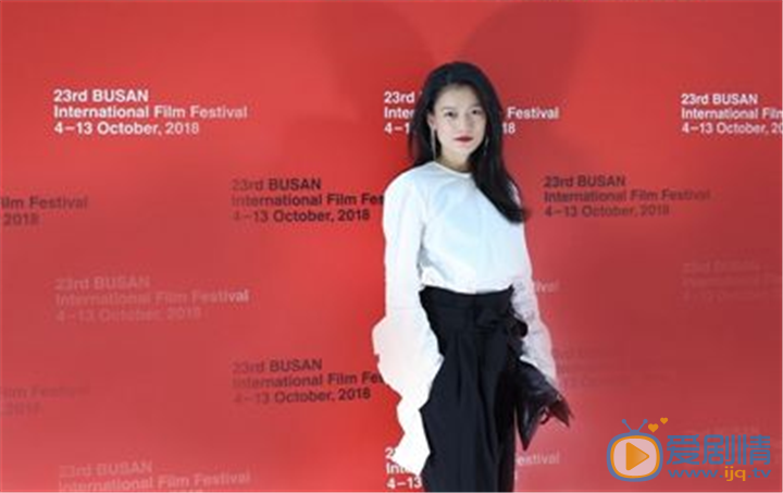 孔雁生活照 孔雁高清写真_孔雁高清剧照