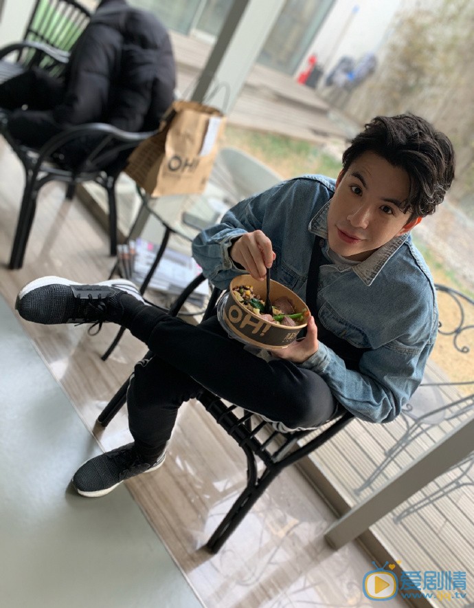 林柏叡日常照图片集 林柏叡高清写真_林柏叡高清剧照