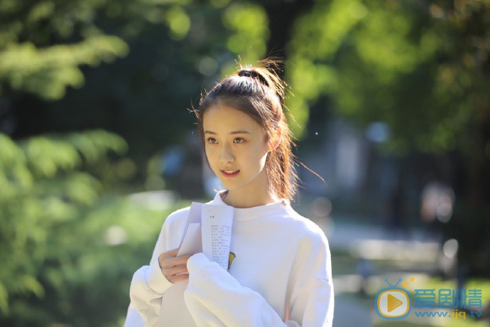杨祺如小清新图片集 杨祺如高清写真_杨祺如高清剧照