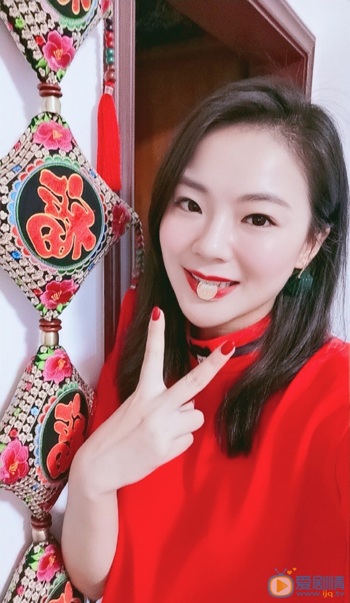 卢洋卖萌照图片集 卢洋卖萌照图片集