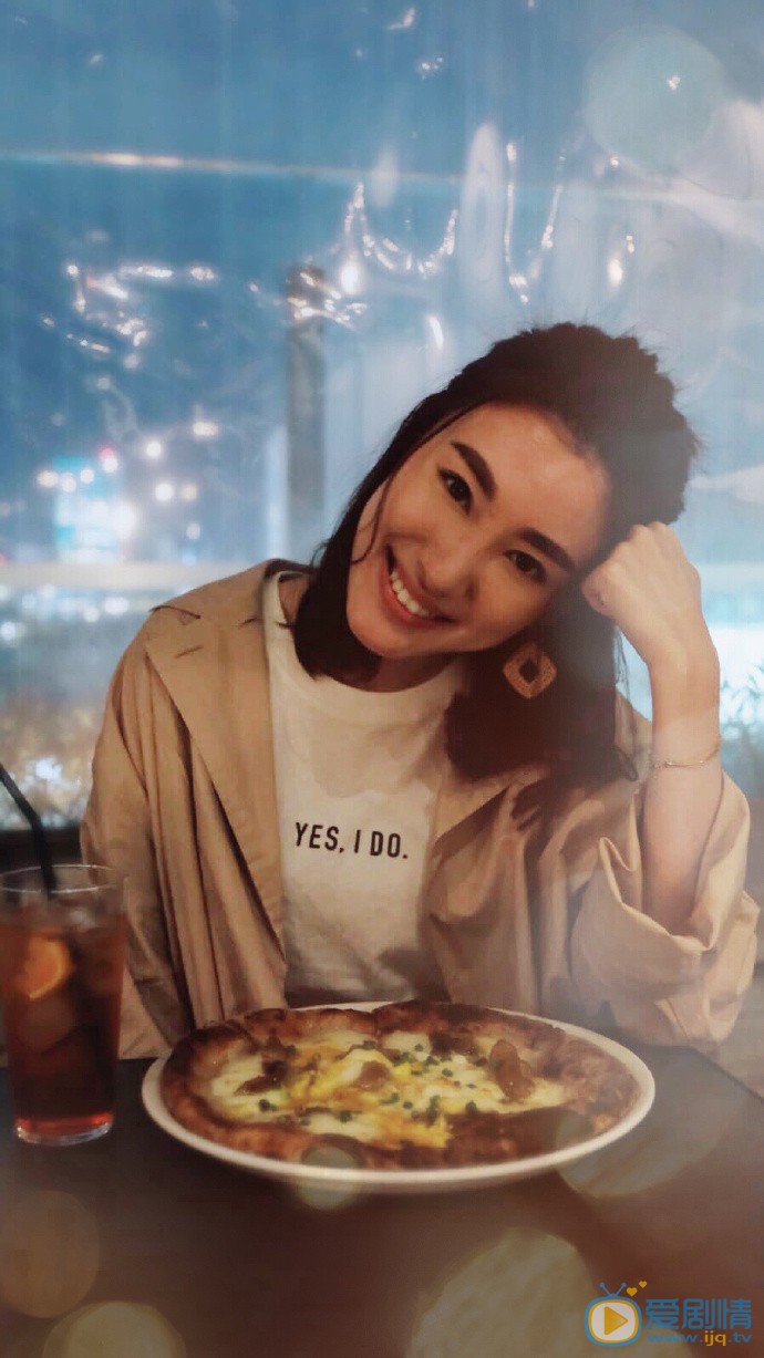 蒋家旻合照图片集 蒋家旻高清写真_蒋家旻高清剧照