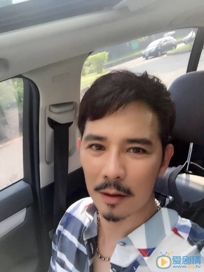 王耿豪自拍照图片 王耿豪高清写真_王耿豪高清剧照