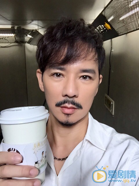 王耿豪自拍照图片 王耿豪高清写真_王耿豪高清剧照