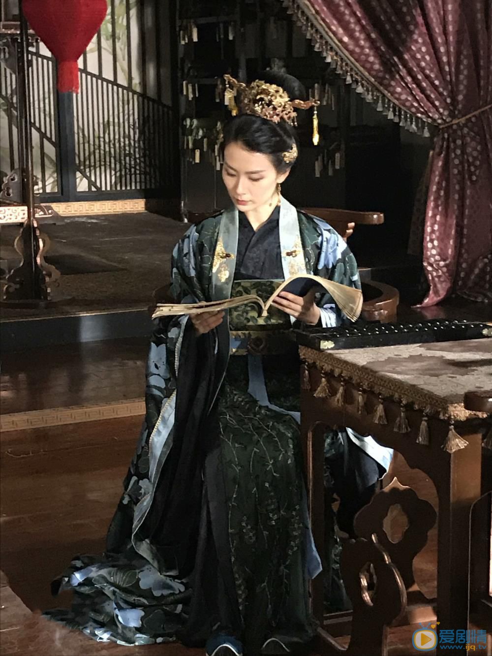 王浠言古装造型图片