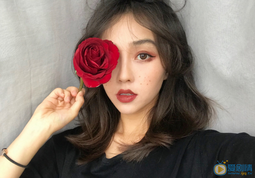 邵伟诗青春靓丽图片 邵伟诗高清写真_邵伟诗高清剧照
