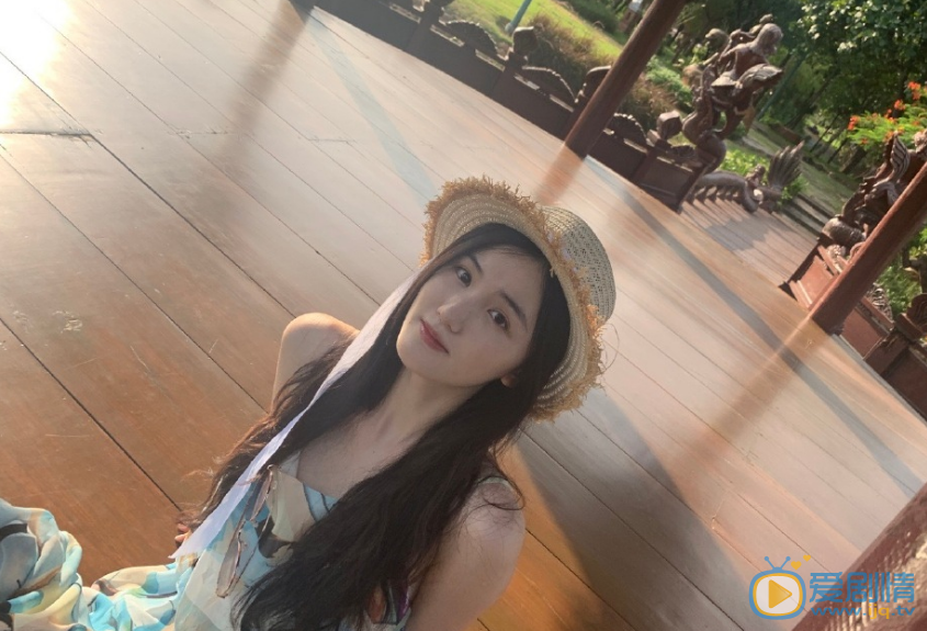 梁咏妮甜美写真 梁咏妮高清写真_梁咏妮高清剧照