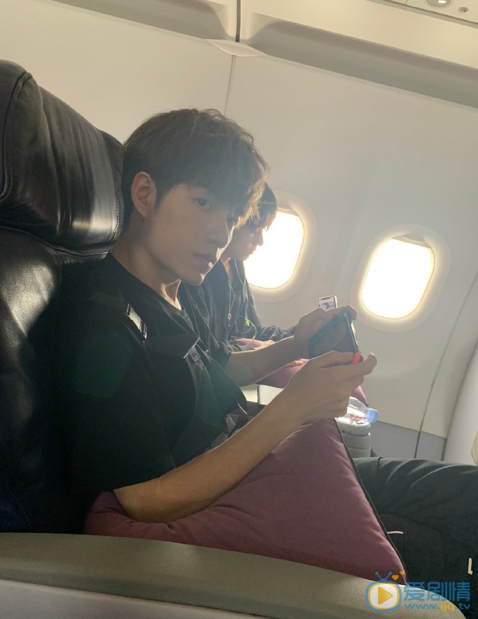 张颜齐日常生活照图片集 张颜齐高清写真_张颜齐高清剧照