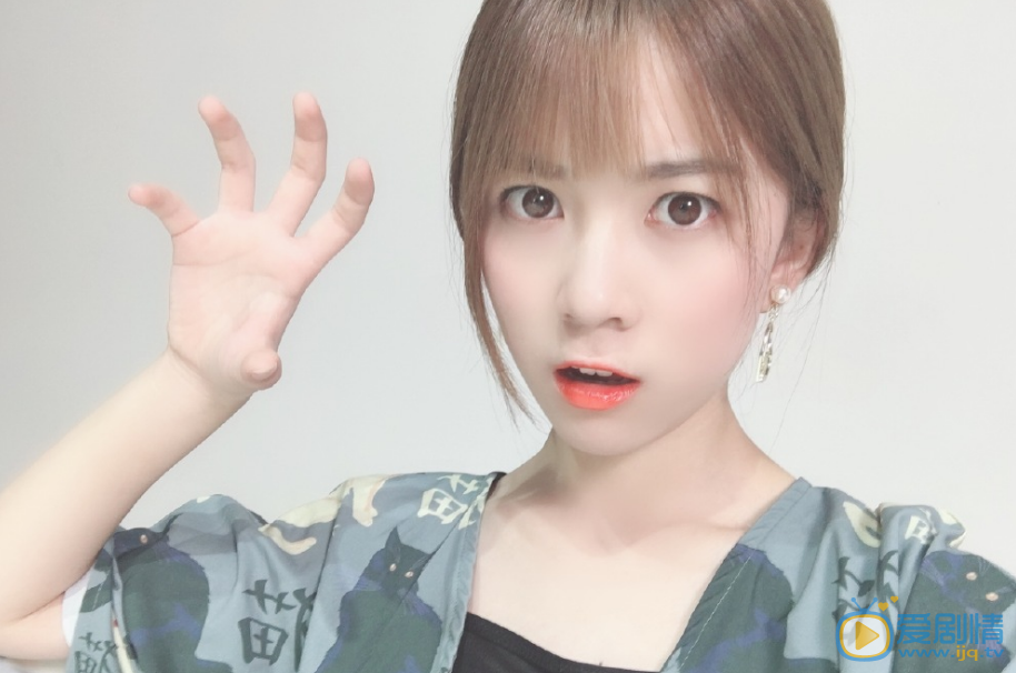 李梓可爱图片 李梓高清写真_李梓高清剧照