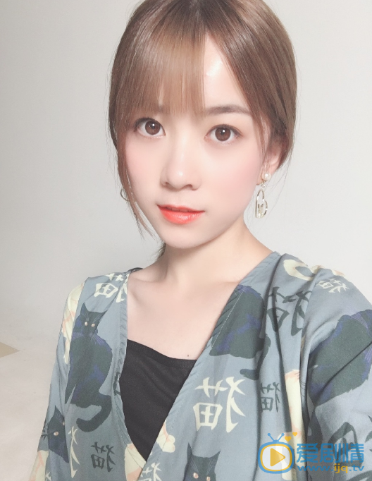 李梓可爱图片 李梓高清写真_李梓高清剧照