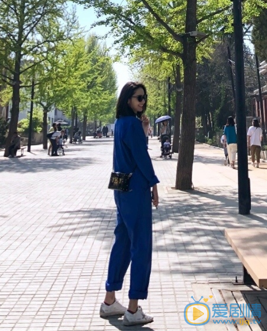 王艺瑾旅拍照 王艺瑾高清写真_王艺瑾高清剧照