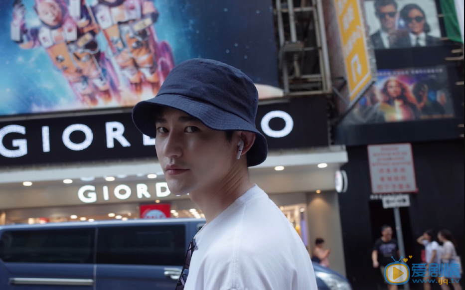 博尔吉特帅气旅拍照 博尔吉特高清写真_博尔吉特高清剧照