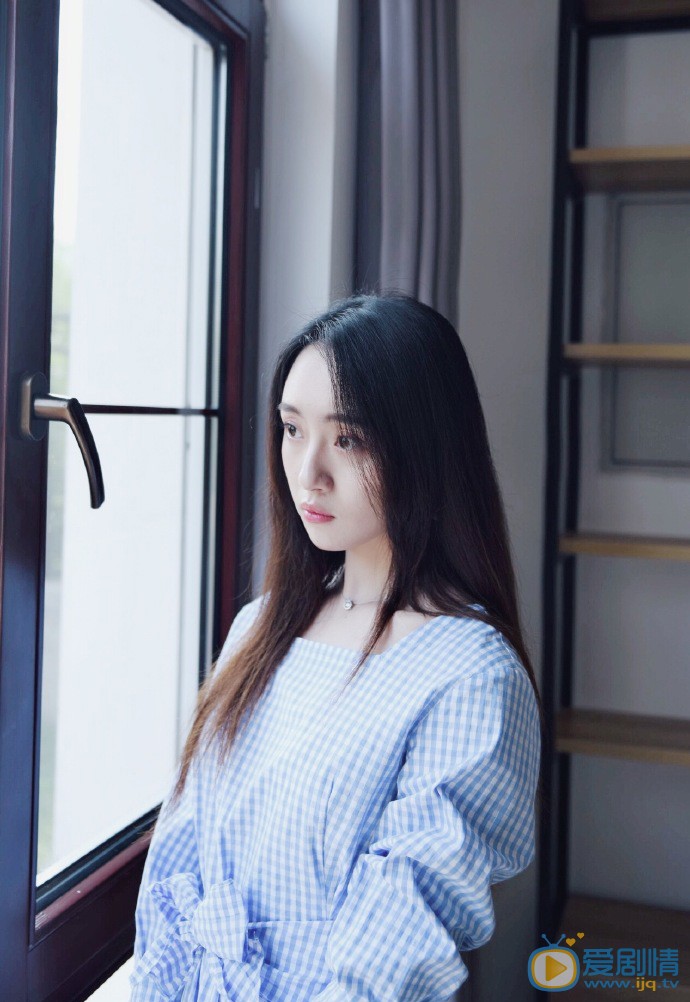 刘思辰小清新写真图片 刘思辰高清写真_刘思辰高清剧照