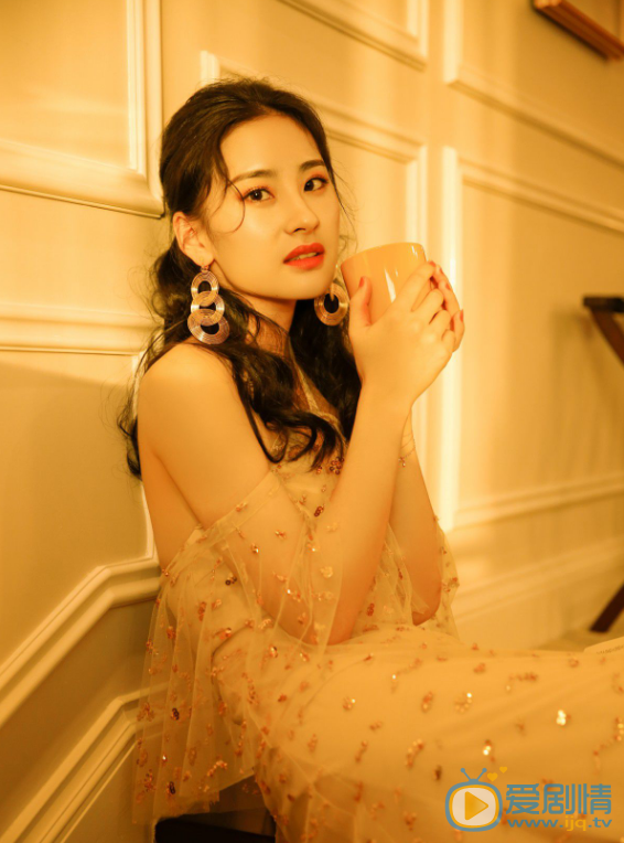 王季明珠活动照写真 王季明珠高清写真_王季明珠高清剧照