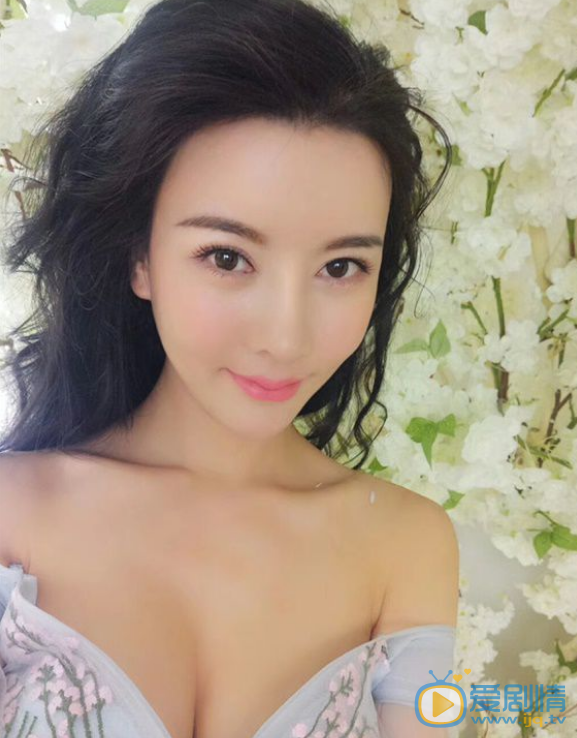 刘亦彤唯美写真 刘亦彤高清写真_刘亦彤高清剧照