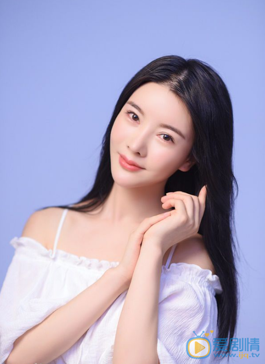 刘亦彤气质写真 刘亦彤高清写真_刘亦彤高清剧照