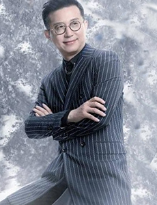 归还世界给你霍泽宇是谁？他是由谁饰演的？
