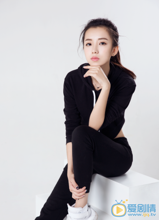 徐一娢休闲写真 徐一娢高清写真_徐一娢高清剧照
