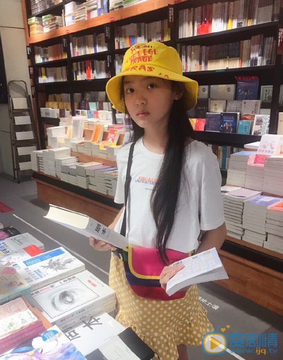 刘亦然生活照 刘亦然高清写真_刘亦然高清剧照