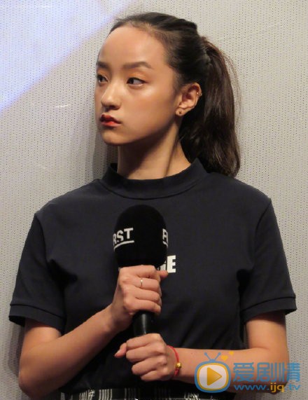 张童汐活动照图片集 张童汐高清写真_张童汐高清剧照