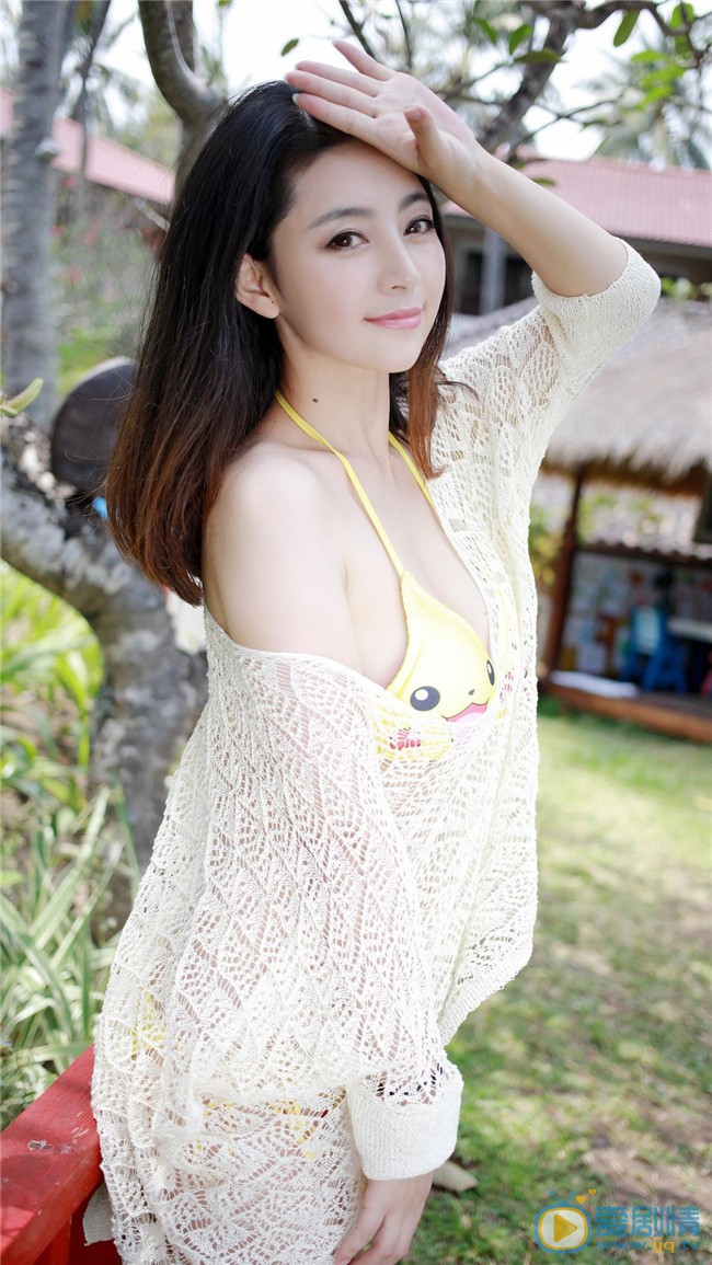 夏茉性感比基尼写真