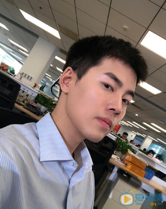王骁生活照 王骁高清写真_王骁高清剧照