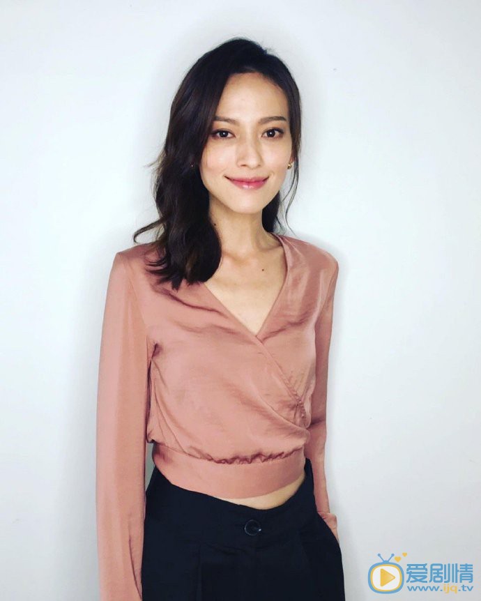 姚以缇时尚写真图片