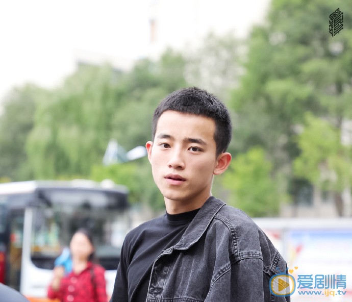 周政杰帅气图片 周政杰高清写真_周政杰高清剧照