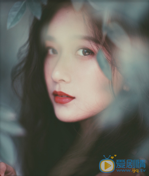 张佳泽复古写真 张佳泽高清写真_张佳泽高清剧照