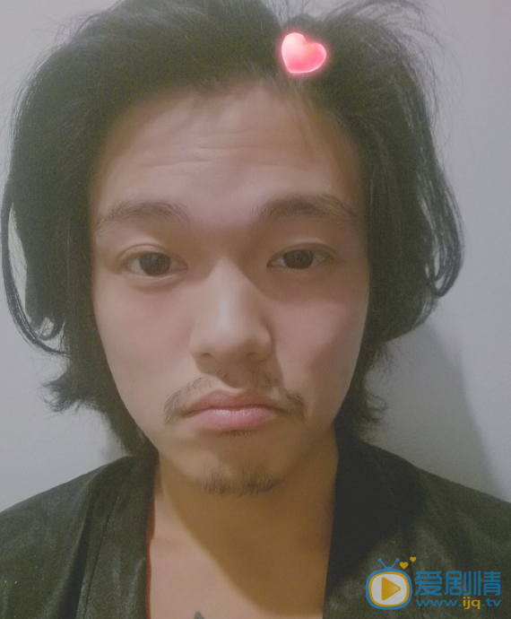 孙子豪搞怪生活照 孙子豪高清写真_孙子豪高清剧照