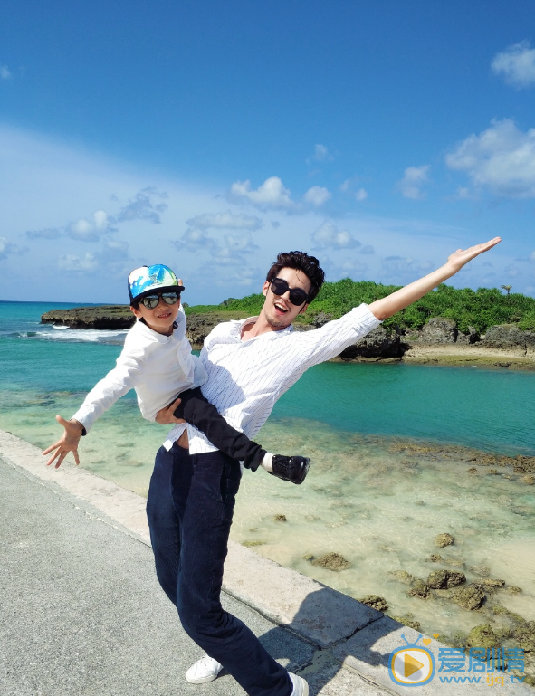 黄政皓旅拍照 黄政皓高清写真_黄政皓高清剧照