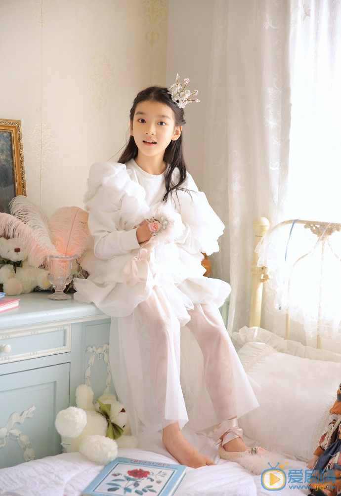 王圣迪甜美写真图片 王圣迪高清写真_王圣迪高清剧照