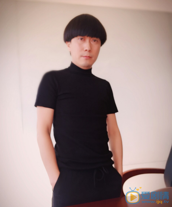蘑菇头写真 蘑菇头高清写真_蘑菇头高清剧照
