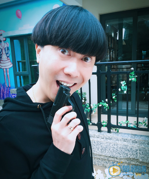 蘑菇头生活照
