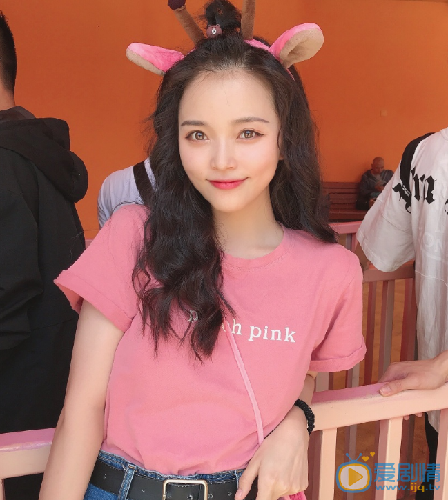 李沐芷生活照 李沐芷高清写真_李沐芷高清剧照