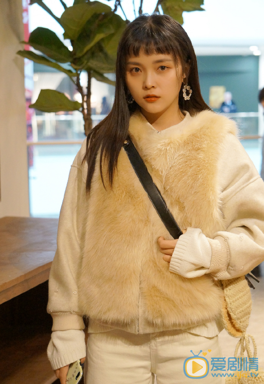 李沐芷甜美写真 李沐芷高清写真_李沐芷高清剧照