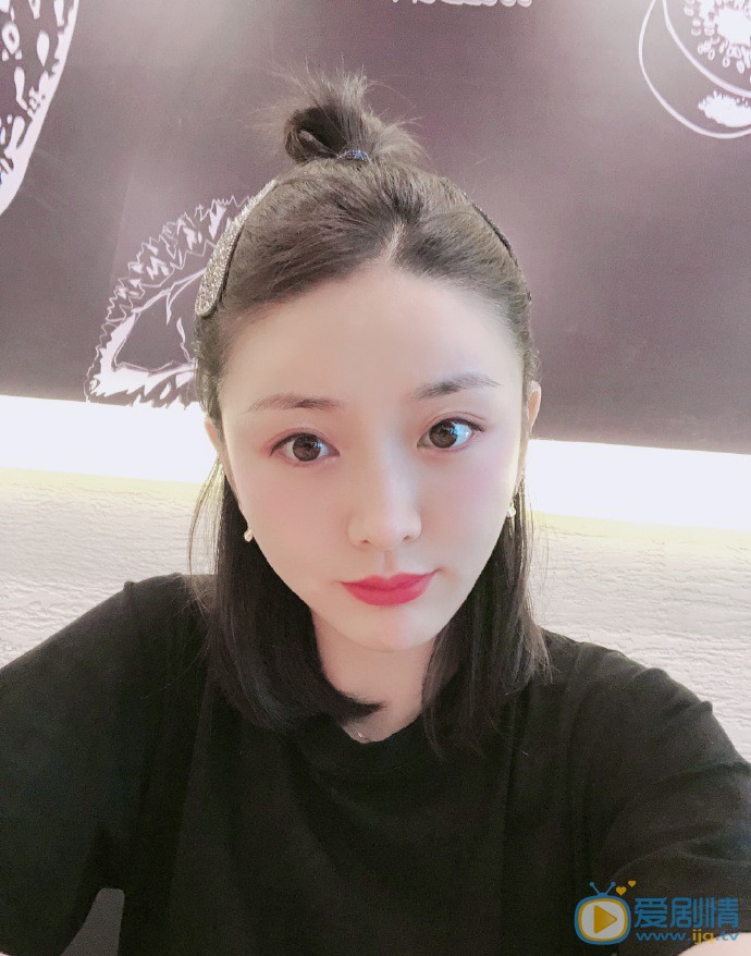 王雯泽精选图片集 王雯泽高清写真_王雯泽高清剧照