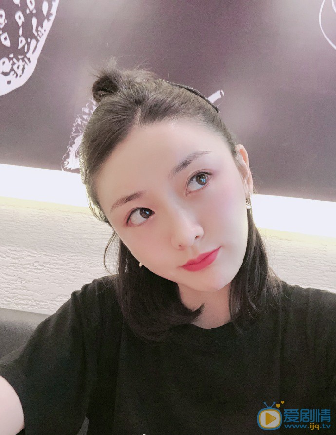 王雯泽精选图片集 王雯泽高清写真_王雯泽高清剧照