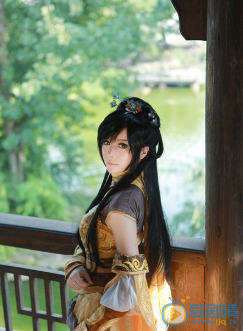 菜菜cos图片