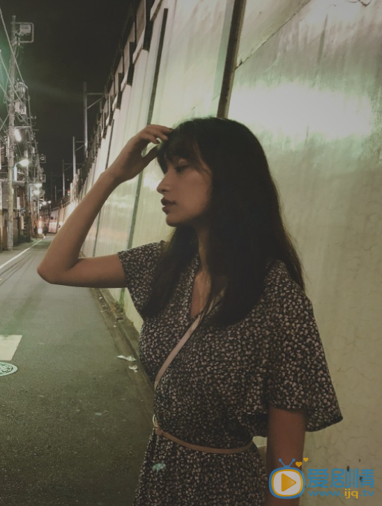 索朗美淇唯美旅拍 索朗美淇高清写真_索朗美淇高清剧照