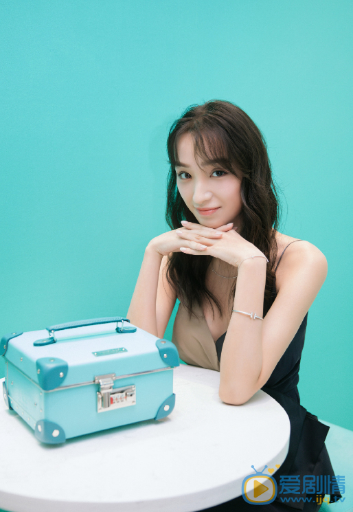 索朗美淇写真 索朗美淇高清写真_索朗美淇高清剧照