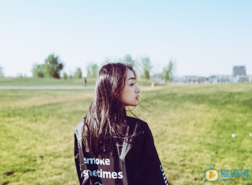 索朗美淇唯美旅拍 索朗美淇高清写真_索朗美淇高清剧照