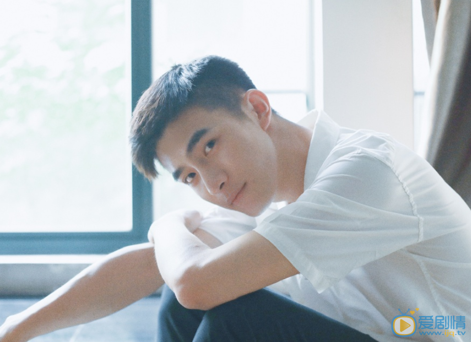 鲍李宁帅气写真 鲍李宁高清写真_鲍李宁高清剧照